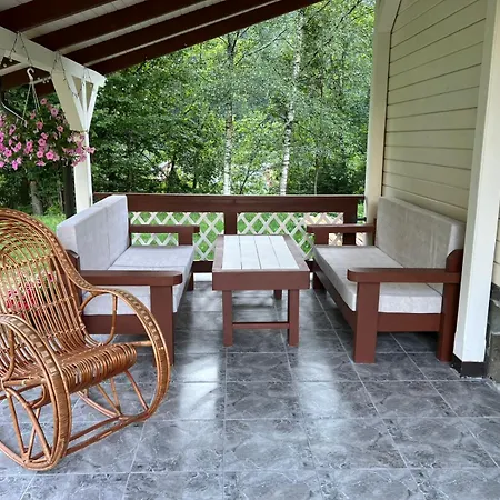 хата край села Вилла Татаров